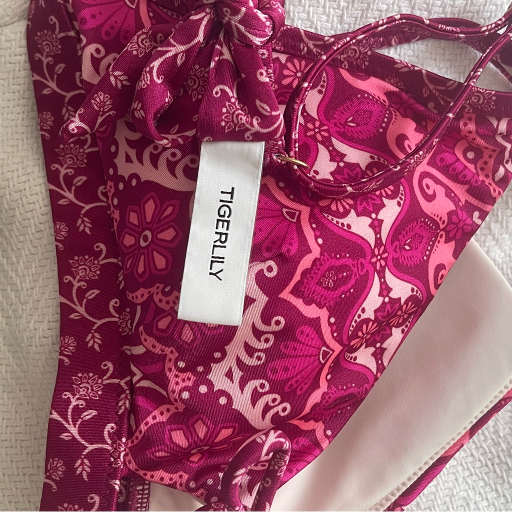 Tigerlily Swim Keyhole Triangle Bikini Top Size L Pink Boho Print Tie Bow Girly — image 6 of 7